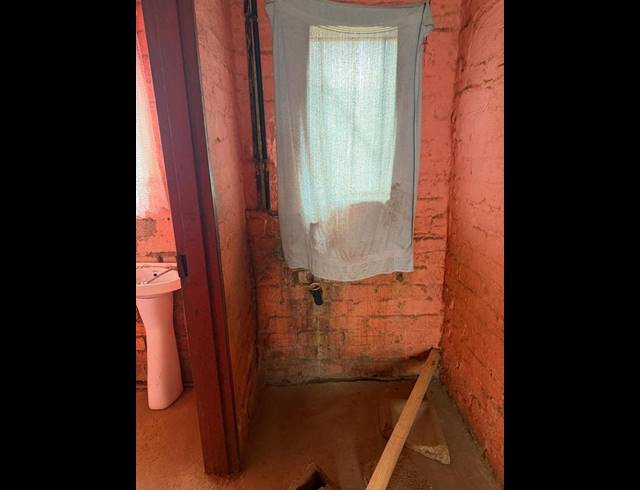 2 BEDROOM HOUSE FOR SALE IN LEHAE